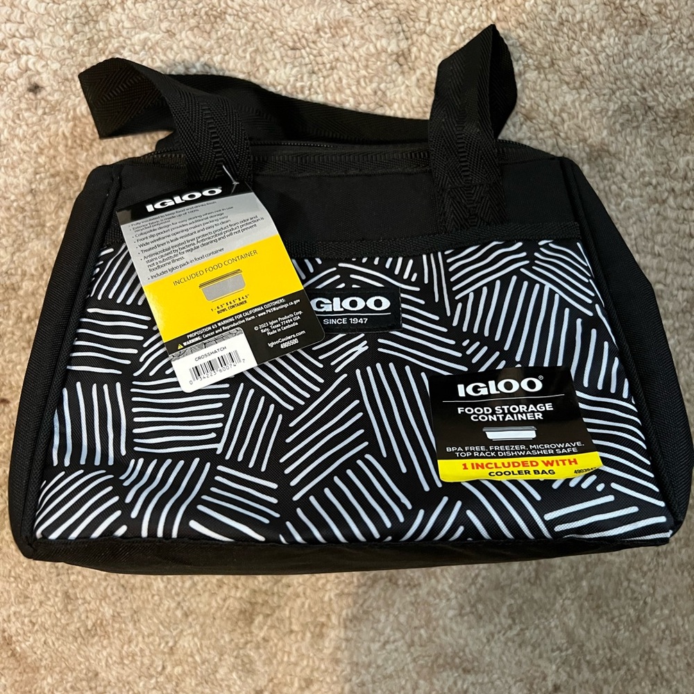 Igloo Lunch Bag with Black and White Pattern and Food Storage Container inside